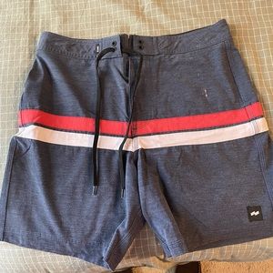 Bank journal board short. Size 28